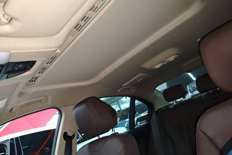 Used BMW 3 Series 2018 320Li Fashion Model
