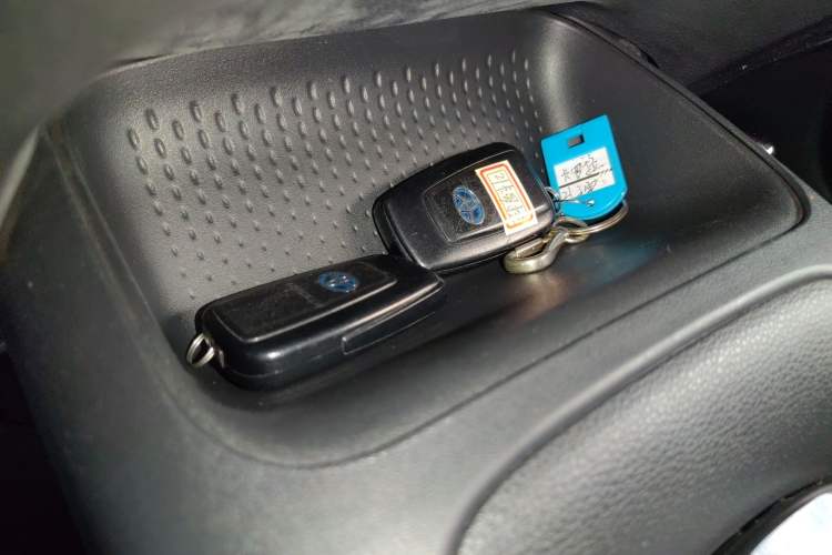 Used Toyota Corolla 2021 Dual-Engine 1.8L E-CVT Pioneer Edition
