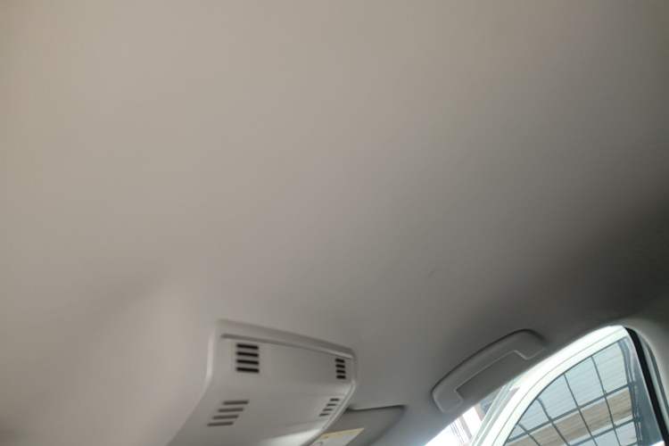 Used Volkswagen Golf 2016 1.6L Automatic Fashion Model
