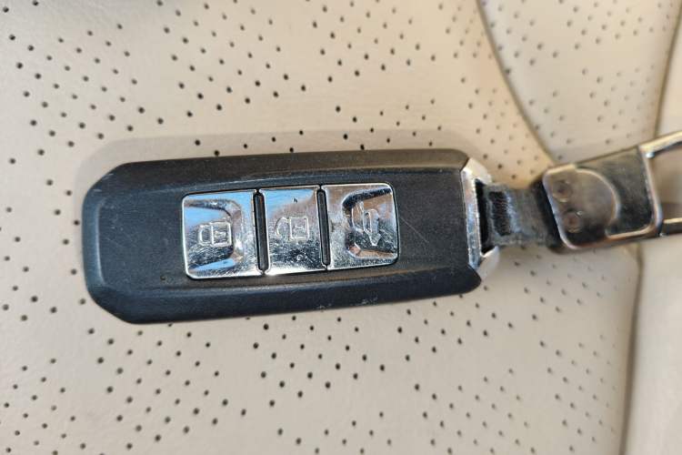 Used Baojun 730 2017 1.5T Manual Prestige Version 7 Seats