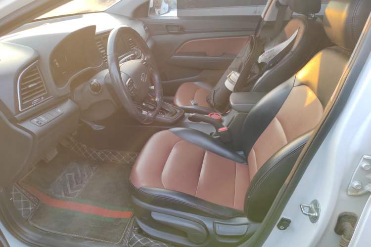 Used Hyundai Elantra 2018 1.4T Dual-Clutch Xuan Dong · Dynamic Edition
