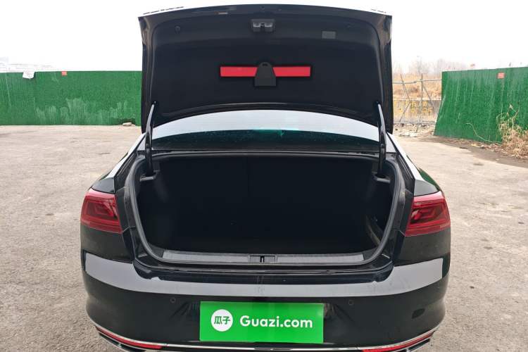 Used Volkswagen Magotan 2023 2 Million Units Limited-Edition 280TSI DSG Comfort Version
