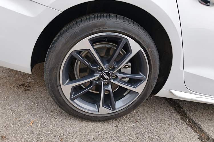 Used Audi A4L 2024 40 TFSI Fashion Dynamic Model