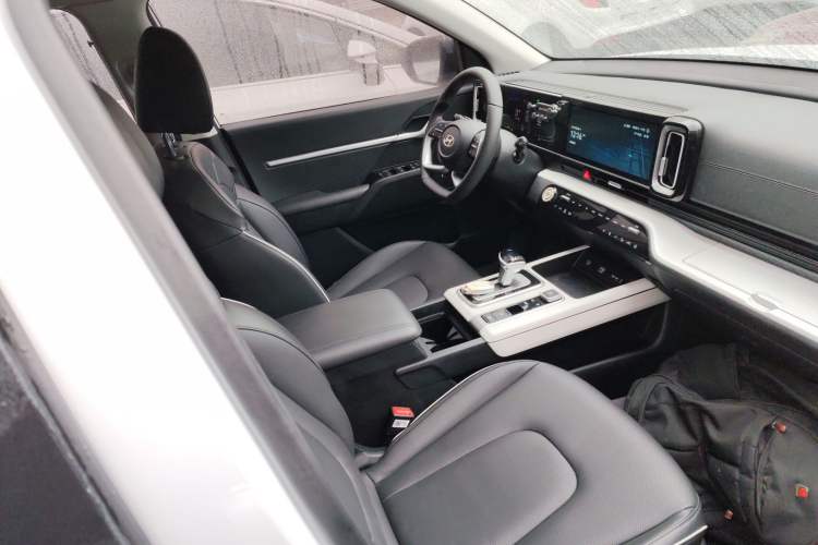 Used Hyundai ix35 2023 Musso 2.0L Prestige LUX Edition