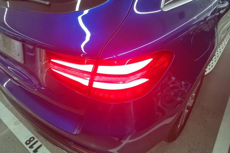 Used Mercedes-Benz GLC 2016 GLC 300 4MATIC Dynamic Model
