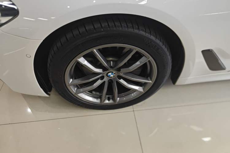 Used BMW 5 Series 2018 525i M Sport Package

