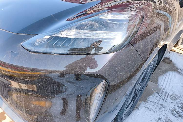 Used  HT 2023 670 Rear-Drive Ultra-High-Voltage NDA Version
