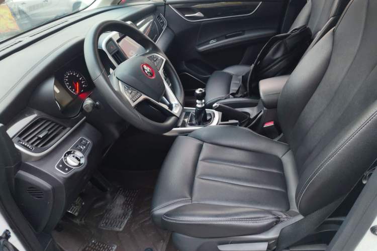 Used BYD Song MAX 2017 1.5T Manual Smart Connect Luxury 7-Seater