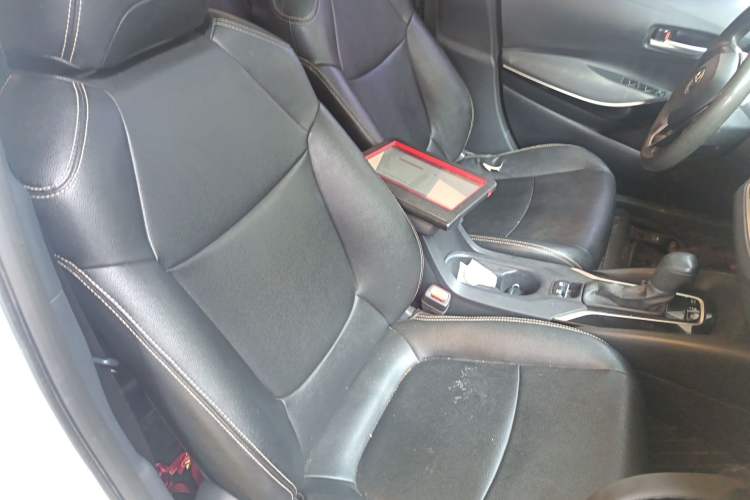 Used Toyota Corolla 2021 Dual-Motor 1.8L E-CVT Elite Edition
