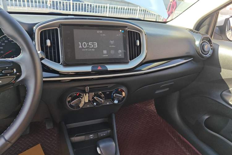 Used Kia kx1 Stonic 2021 1.4L CVT Fun Edition
