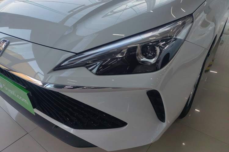 Used Roewe i5 2023 1.5L Manual Comfort Edition
