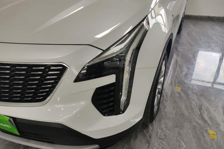 Used Cadillac XT4 2018 28T Two-Wheel Drive Leading Version