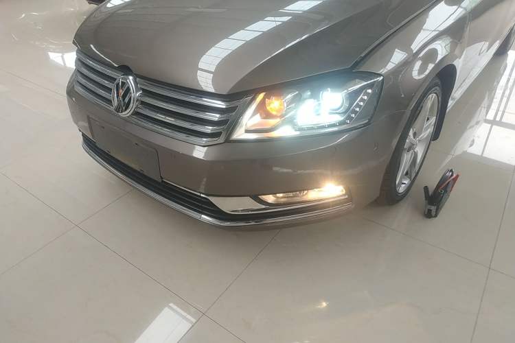 Used Volkswagen Magotan 2015 Revised 1.8TSI Prestige Version
