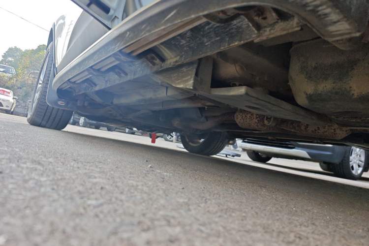 Used Land X7 2015 2.0T Panoramic Prestige Edition
