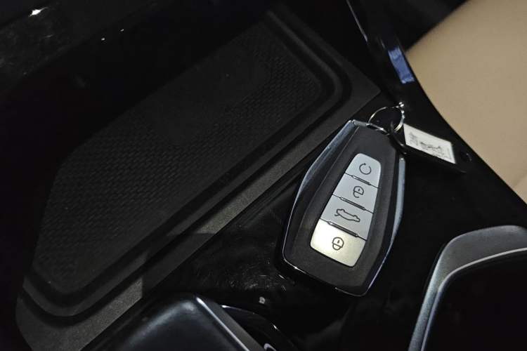 Used Geely Auto FX11 2023 1.5TD DCT Prestige Edition
