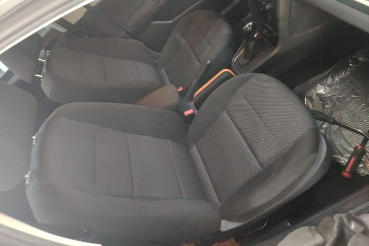 Used Volkswagen Bora 2017 1.6L Automatic Fashion Model
