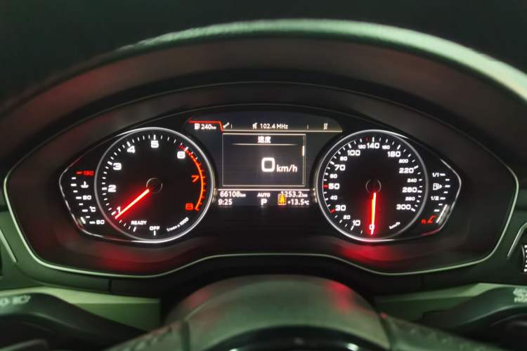 Used Audi A4L 2018 30th Anniversary Edition 40 TFSI Trendy Model
