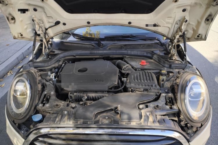 Used  MINI 2019 1.5T COOPER Classic Edition Five-Door Version
