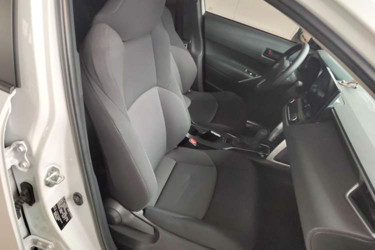 Used Toyota FRONTLANDER 2023 2.0L CVT Leading Edition
