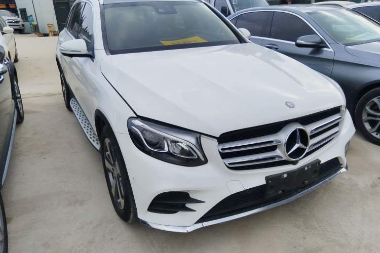Used Mercedes-Benz GLC 2017 GLC 260 4MATIC Luxury Model
