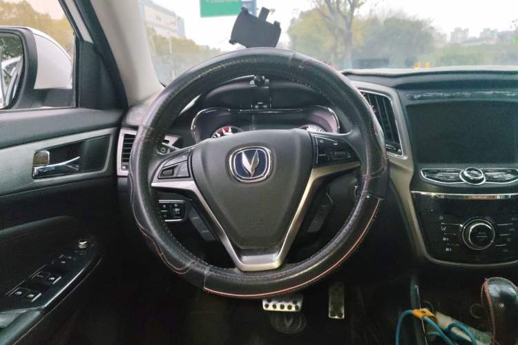 Used Changan CS75 2017 Shangkui Edition 1.5T Automatic Fengxiang Model