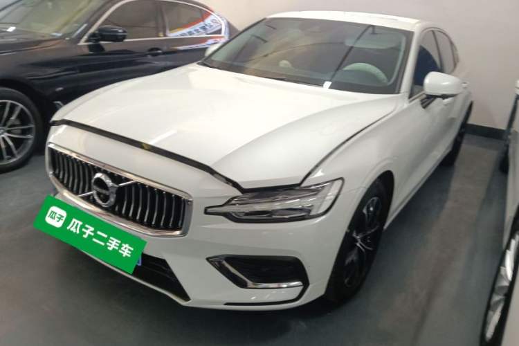 Used Volvo S60 2021 T4 Zhiyi Luxury Edition