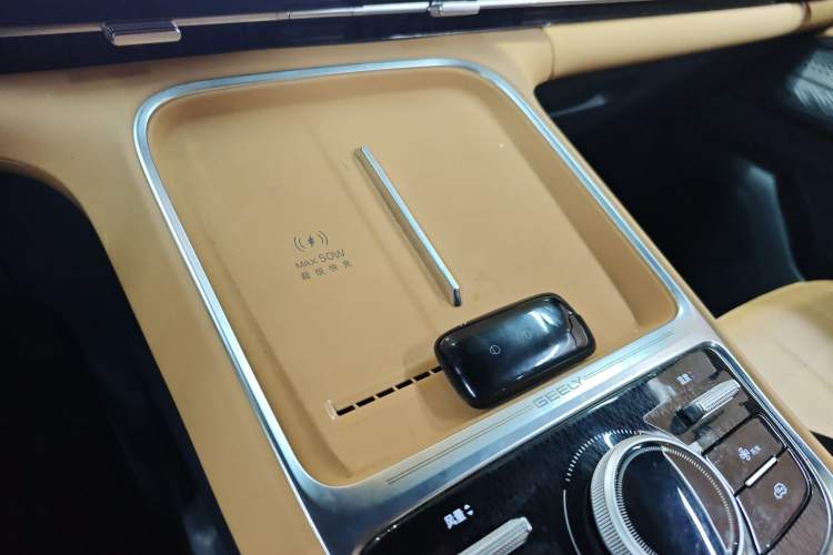 Used  Galaxy Xingjian 7 EM-i 2025 120km Flagship Edition
