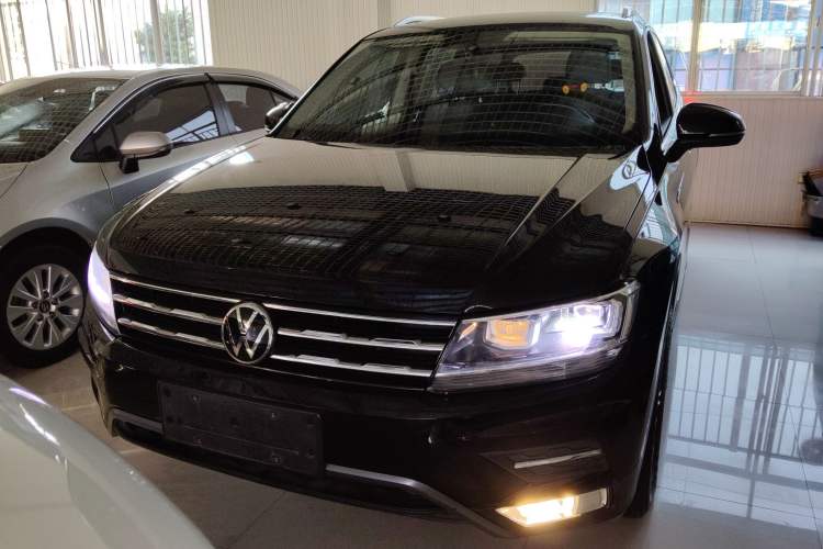 Used Volkswagen Tiguan L 2021 330TSI Automatic Two-Wheel Drive Smart Edition
