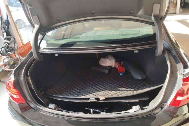 Used Buick LaCrosse 2016 20T Luxury Model
