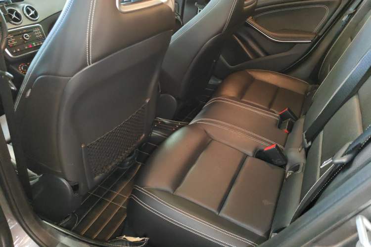 Used Mercedes-Benz GLA 2016 GLA 220 4MATIC Fashion Edition
