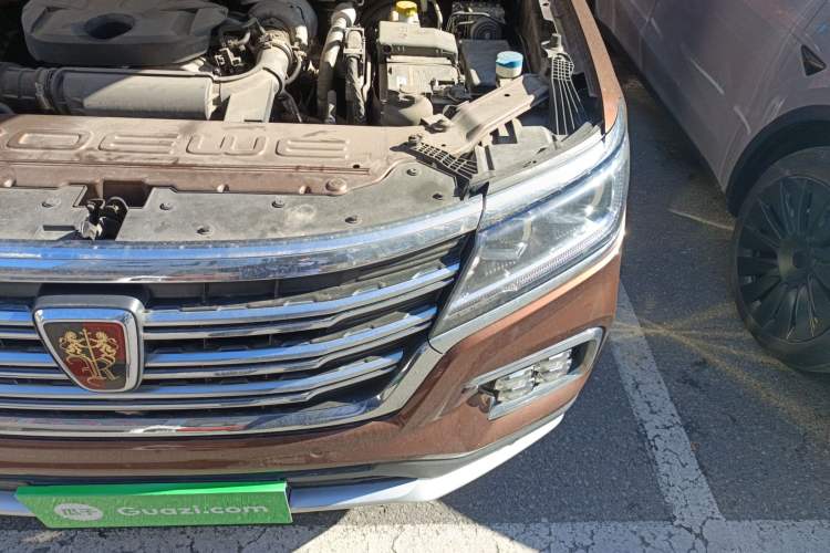 Used Roewe RX8 2018 30T Smart Connectivity Four-Wheel Drive Flagship Edition
