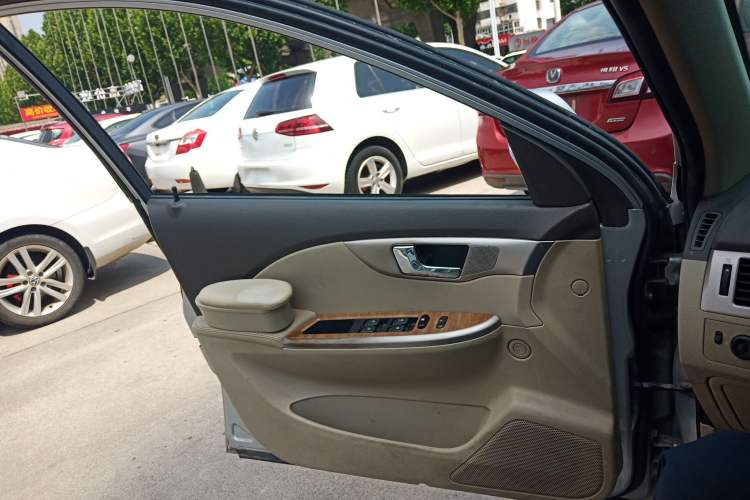 Used Buick Excelle 2015 1.5L Manual Classic Trim
