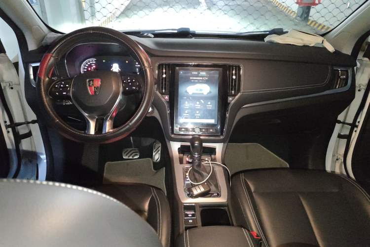 Used Roewe RX5 2018 20T Two-Wheel Drive Automatic Internet Smart Luxury Edition
