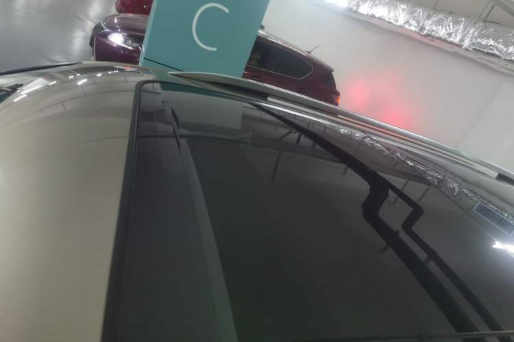 Used Volkswagen Tiguan L 2017 330TSI Automatic Two-Wheel Drive Luxury Edition
