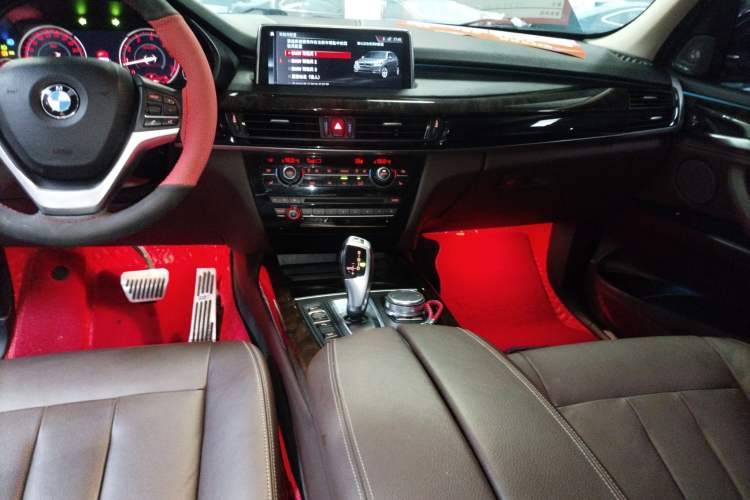 Used BMW X5 2018 xDrive28i
