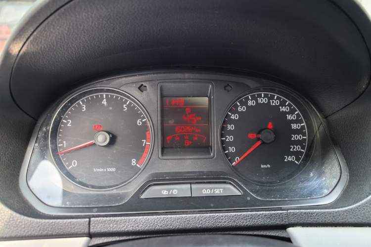 Used Volkswagen Jetta 2015 1.4L Manual Comfort Model