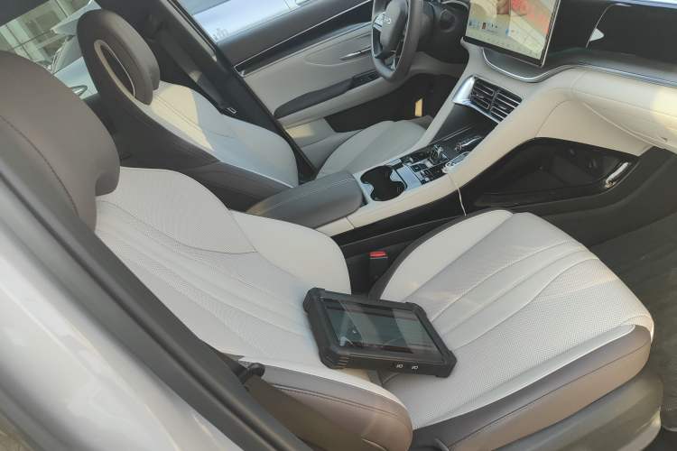 Used BYD Song PLUS New Energy 2025 DM-i Smart Drive 112KM Prestige Model
