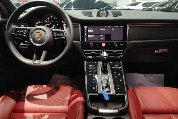 Used Porsche Macan 2024 Macan 2.0T