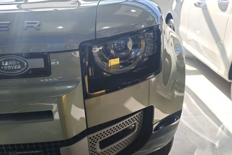 Used Land Rover Defender 2023 Facelift 110 3.0T P400 X-DYNAMIC HSE