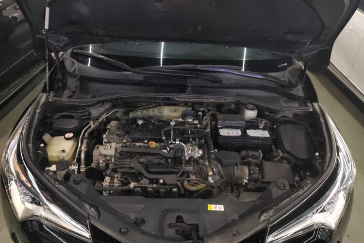 Used Toyota C-HR 2018 2.0L Leading Edition China VI
