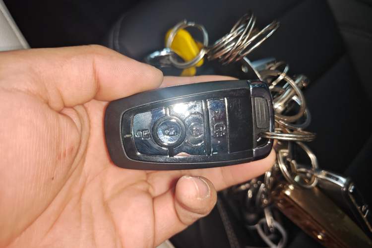 Used Lincoln Nautilus 2023 2.0T Four-Wheel Drive Luxury Edition
