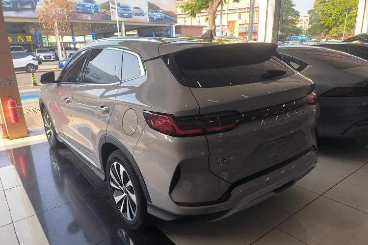 Used BYD Song PLUS New Energy 2024 HONOR Edition DM-i 110km Flagship Model
