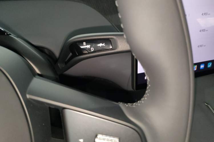 Used  YU7 2025 Ultra-Long Range High-Performance All-Wheel-Drive Max Edition
