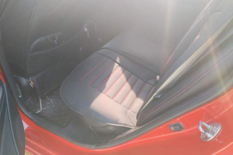 Used Kia K2 2015 Sedan 1.4L Automatic GLS