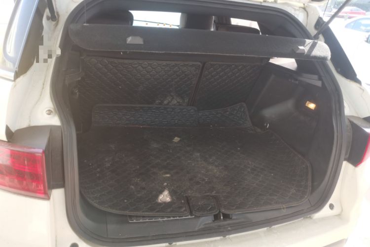 Used Land X7 2015 2.0T Panoramic Prestige Edition
