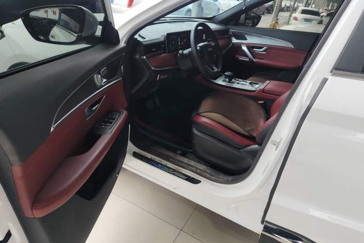 Used JETOUR X70 PLUS 2024 Champion Edition 1.5T DCT Champion MAX 5-Seater