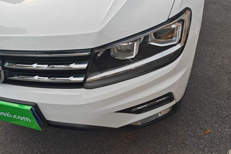 Used Volkswagen Tiguan L 2017 330TSI Automatic Two-Wheel Drive Luxury Edition
