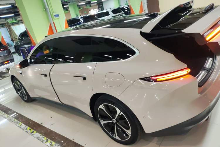 Used Nio ET5T 2024 75kWh Touring