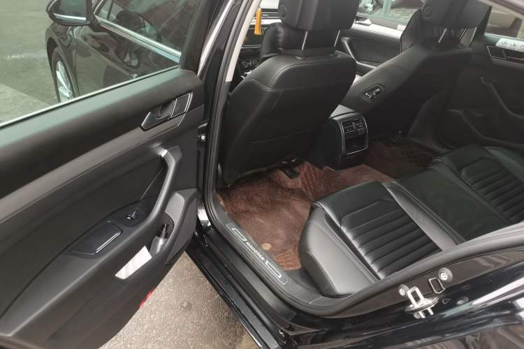 Used Volkswagen Magotan 2018 330TSI DSG Advanced Model