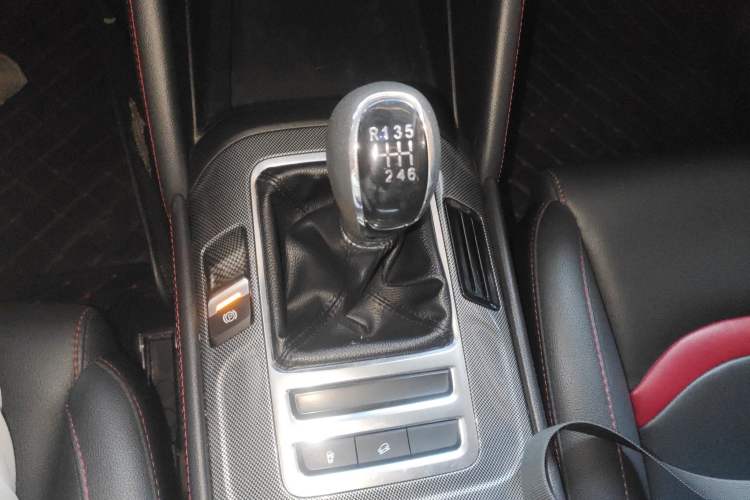 Used Changan CS55 2017 1.5T Manual Xuan Dong Model